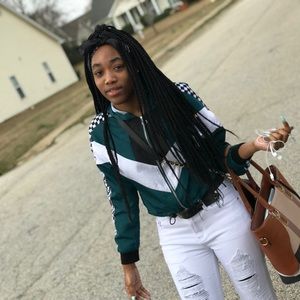 Meet your Posher, Diamond